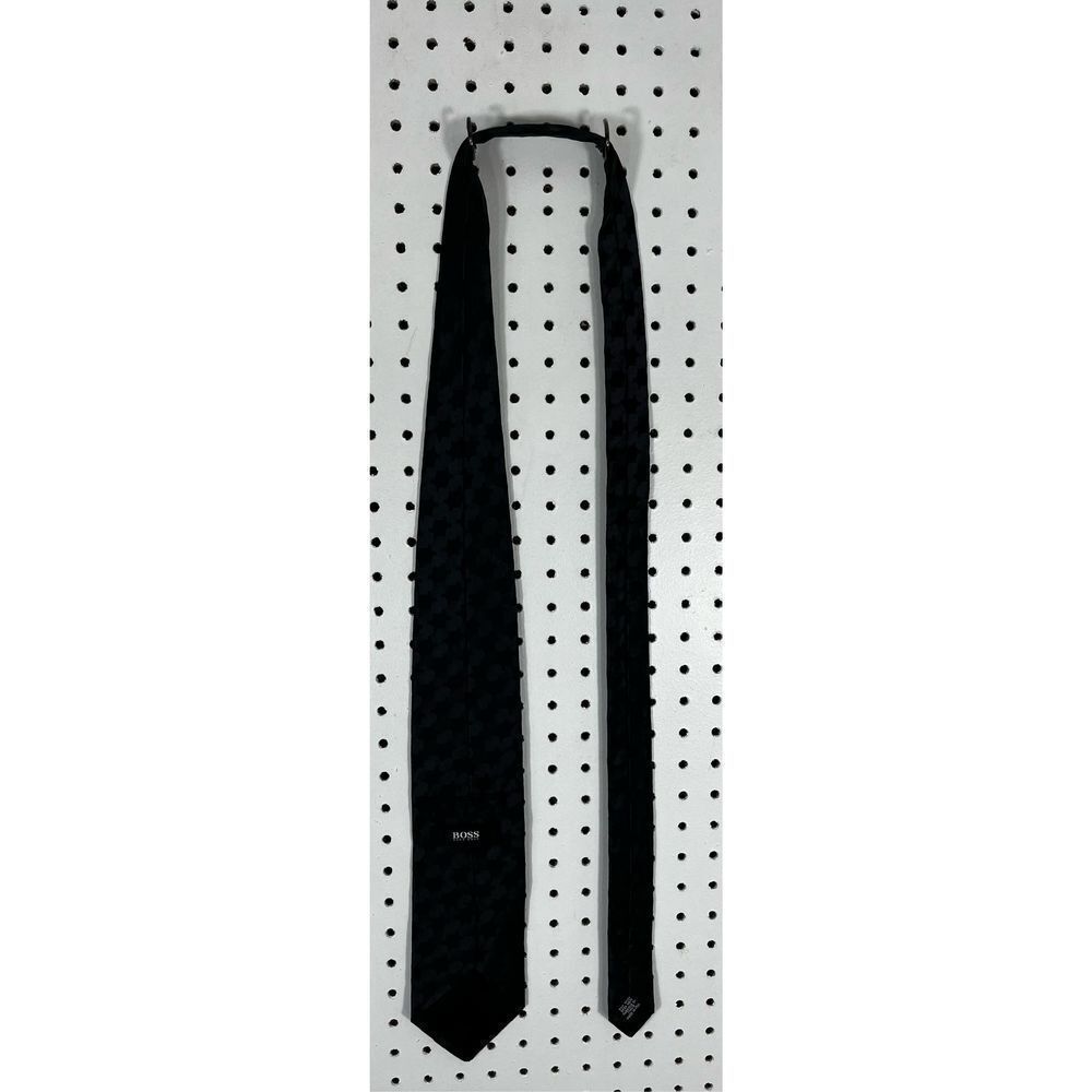 Hugo Boss Tie - Picture 3 of 5